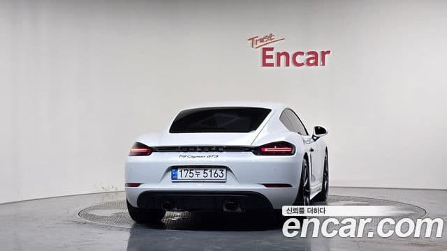 Porsche 718 Cayman 2022 — ფოტო 4/20