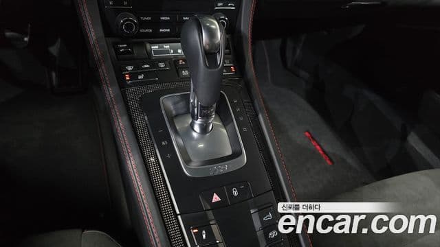 Porsche 718 Cayman 2022 — ფოტო 9/20