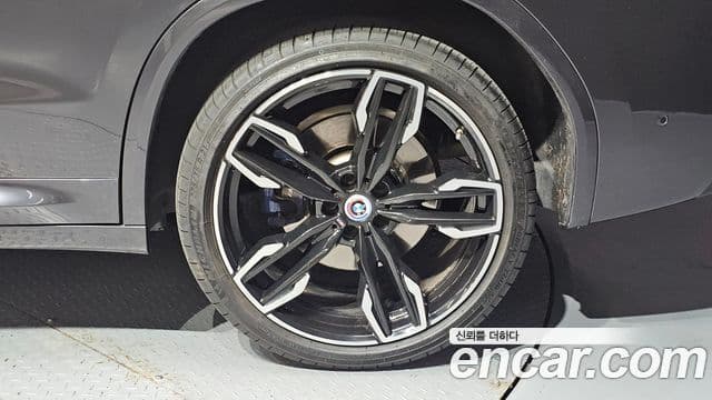 BMW X3 2022 — Photo 26/31