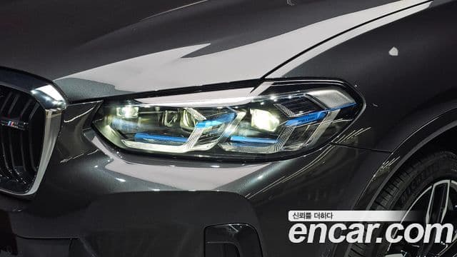 BMW X3 2022 — Photo 30/31