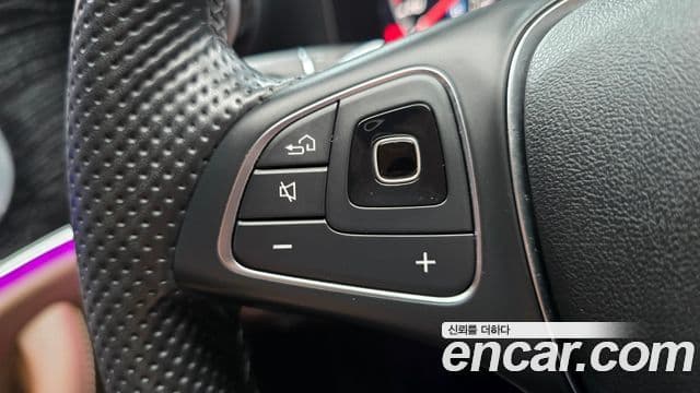Mercedes-Benz E-Class 2018 — Фото 16/20