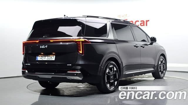 Kia Carnival 2024 — Şəkil 2/20