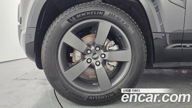 Land Rover Defender 2025 — Şəkil 8/20