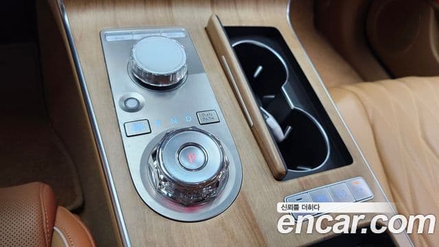 Genesis Electrified G80 2024 — фото 9 из 20