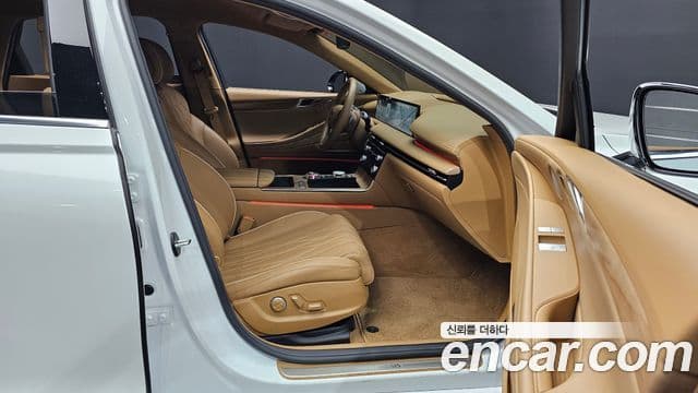 Genesis Electrified G80 2024 — Şəkil 11/20