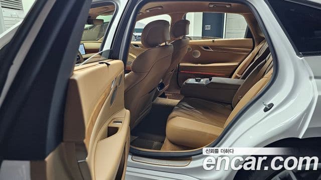 Genesis Electrified G80 2024 — Şəkil 12/20