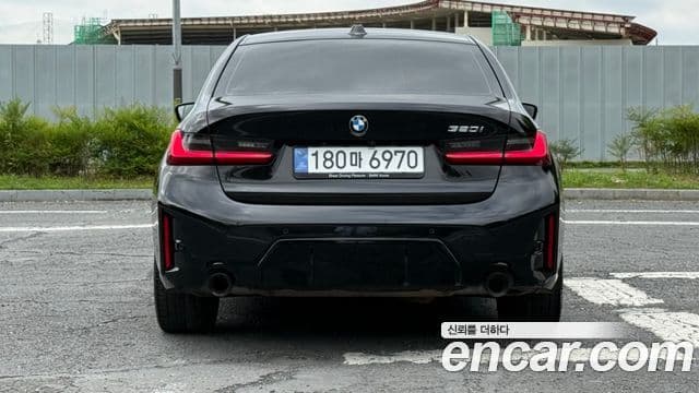 BMW 3 Series 2022 — ფოტო 3/20