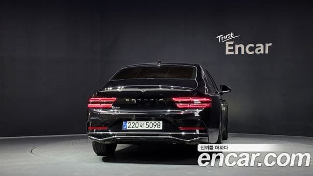 Genesis Electrified G80 2024 — ფოტო 4/20