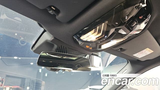BMW 5 Series 2024 — фото 20 из 20