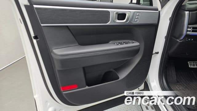 Hyundai Santa Fe 2024 — Photo 2/36