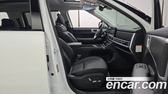 Hyundai Santa Fe 2024 — Photo 31/36