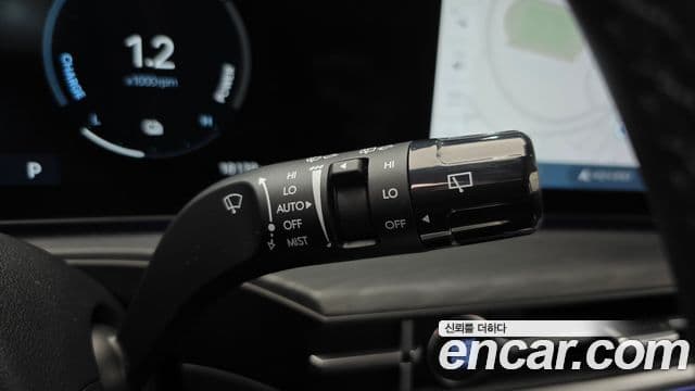Hyundai Santa Fe 2024 — Photo 25/36