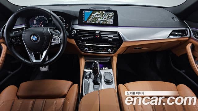 BMW 5 Series 2018 — Şəkil 7/20