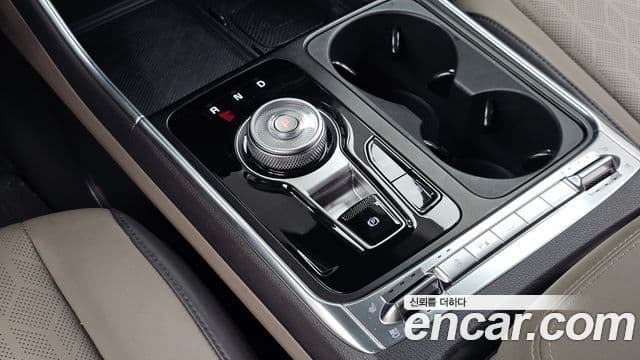 Kia Carnival 2023 — Фото 9/20