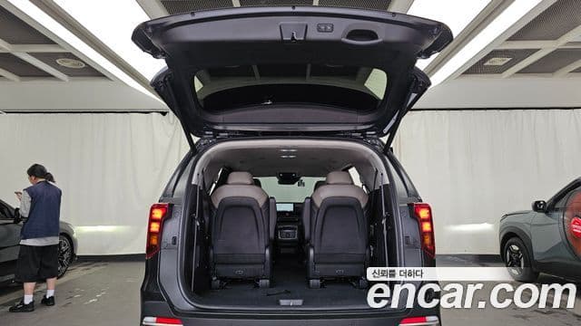 Kia Carnival 2023 — Фото 20/20