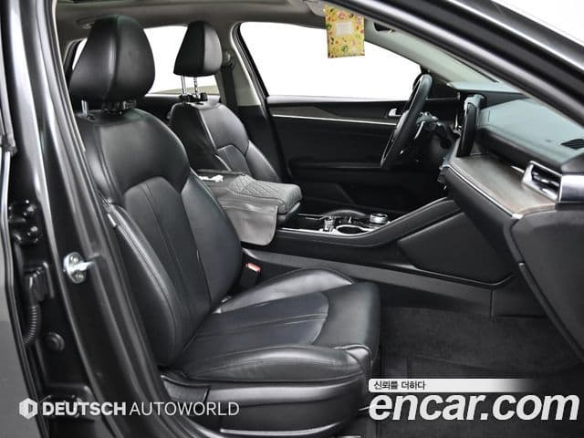 Kia K5 2020 — Şəkil 8/20