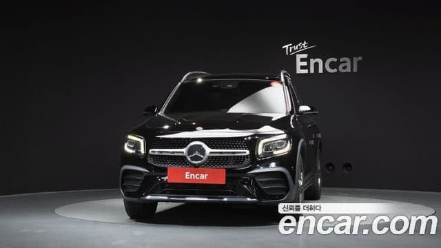 Mercedes-Benz GLB-Class 2021 — ფოტო 3/20