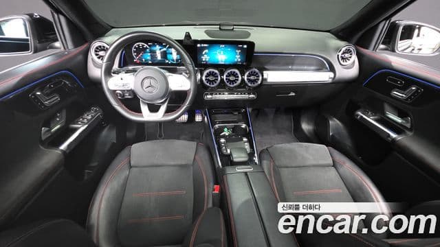 Mercedes-Benz GLB-Class 2021 — ფოტო 7/20