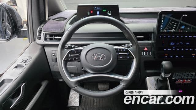 Hyundai Staria 2022 — Фото 13/20