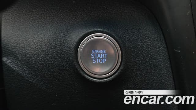 Hyundai Staria 2022 — Фото 16/20