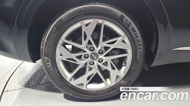 Genesis GV70 2021 — ფოტო 5/20