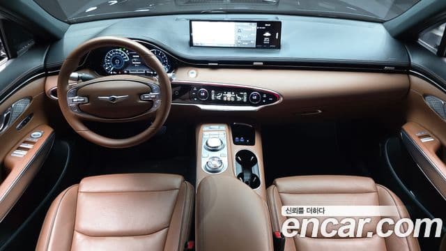 Genesis GV70 2021 — ფოტო 7/20