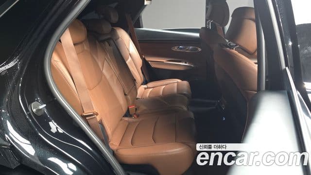 Genesis GV70 2021 — фото 11 из 20