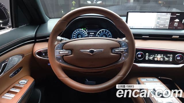 Genesis GV70 2021 — фото 13 из 20