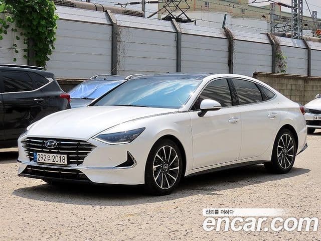 Hyundai Sonata 2019 — ფოტო 1/20