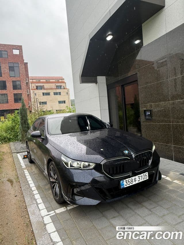 BMW 5 Series 2026 — ფოტო 1/8