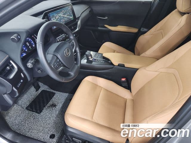 Lexus UX300h 2024 — ფოტო 9/20