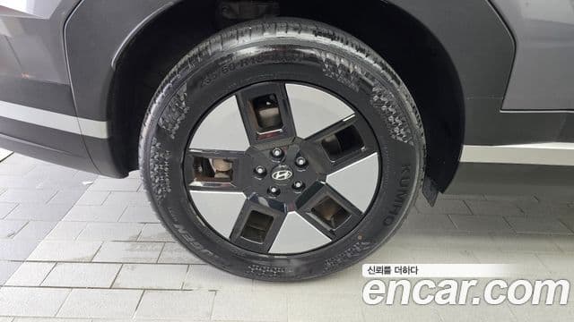 Hyundai Santa Fe 2024 — ფოტო 5/20
