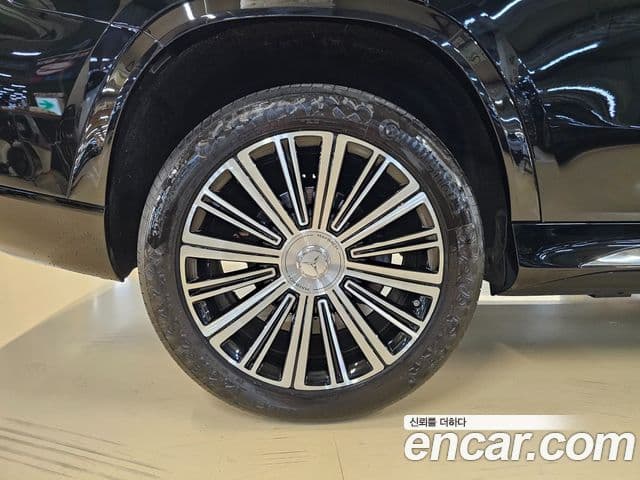 Mercedes-Benz GLS-Class 2023 — ფოტო 4/20