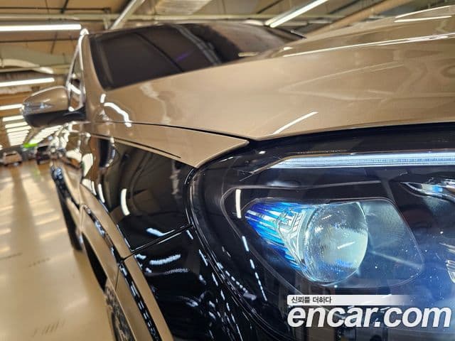Mercedes-Benz GLS-Class 2023 — ფოტო 18/20