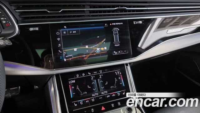 Audi Q7 2025 — ფოტო 13/20