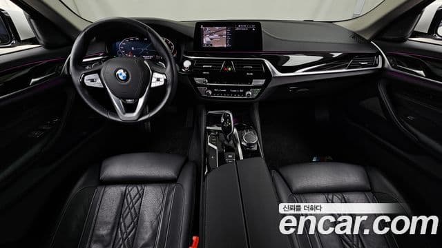 BMW 5 Series 2020 — Şəkil 7/20