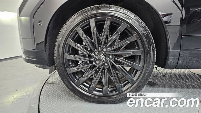 Hyundai Santa Fe 2024 — ფოტო 5/20