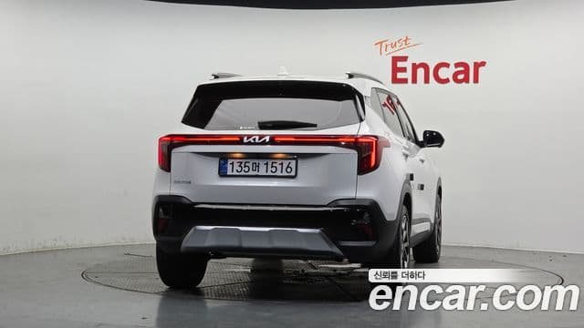 Kia Seltos 2025 — ფოტო 3/20