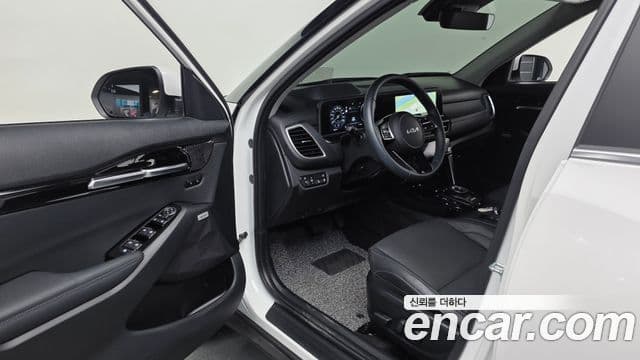 Kia Seltos 2025 — ფოტო 9/20