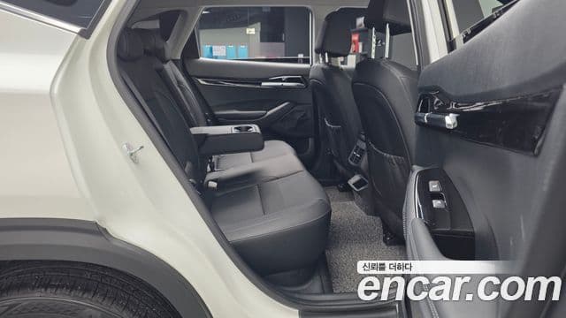 Kia Seltos 2025 — ფოტო 12/20