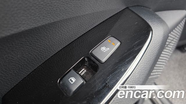 Kia Seltos 2025 — ფოტო 19/20