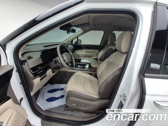 Kia Carnival 2024 — Фото 9/20