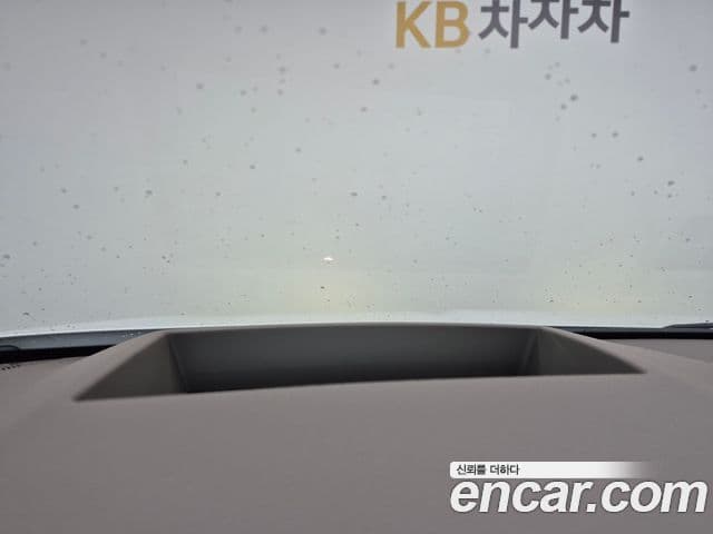 Kia Carnival 2024 — Фото 16/20