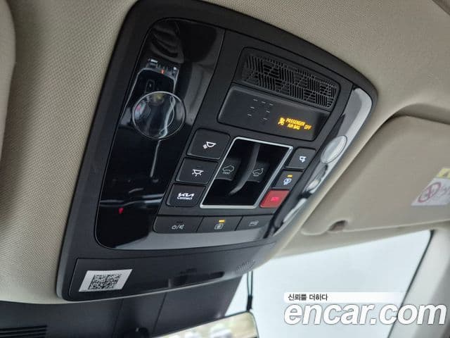 Kia Carnival 2024 — Фото 17/20