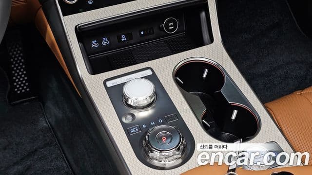 Genesis GV80 2024 — Photo 7/34