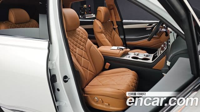 Genesis GV80 2024 — Photo 28/34