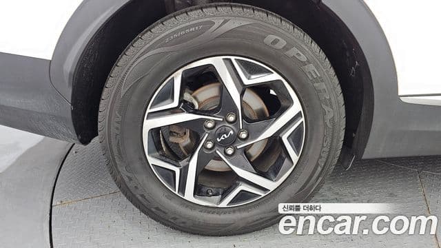 Kia Sportage 2022 — фото 5 из 20