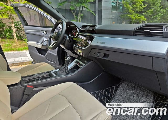 Audi Q3 2022 — Photo 14/20
