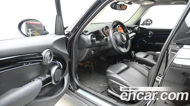 Mini Cooper 2022 — Şəkil 10/20