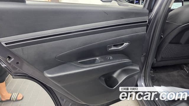 Hyundai Tucson Hybrid 2023 — Şəkil 24/31